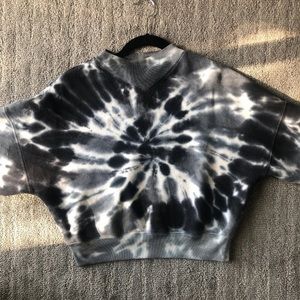 Aritzia Wilfred tie dye sweatshirt